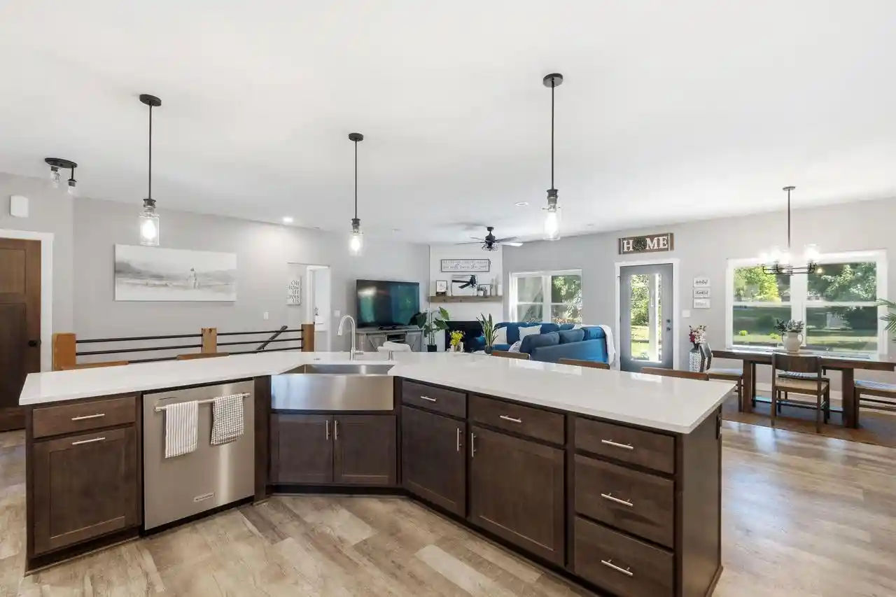 2nd image of 10027 Camelot Dr Dr, Mount Pleasant, WI 53406 | MLS# 1973641
