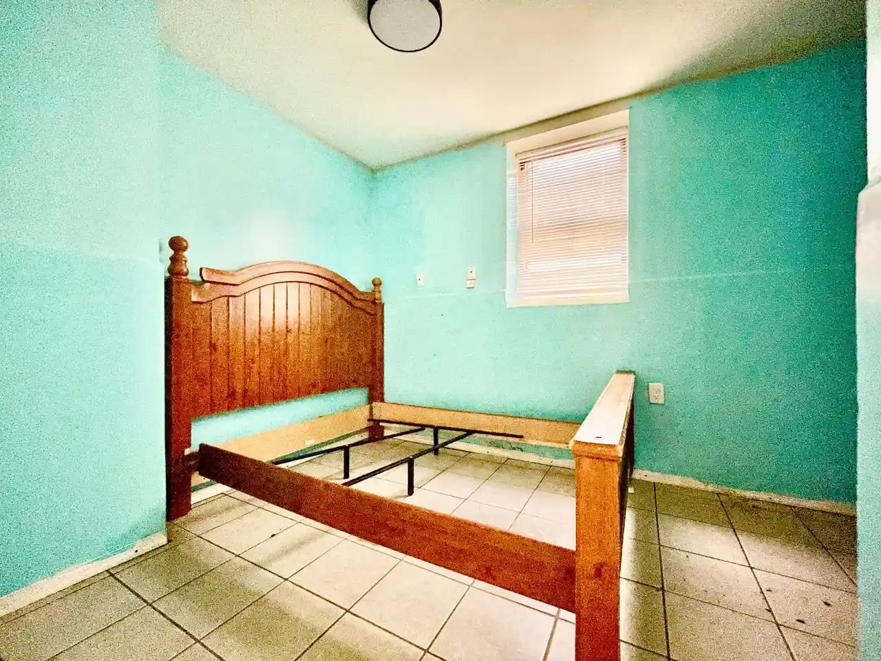 Photo 4 of Multi family home for sale at 2560 S 12Th Street Street, Milwaukee, WI 53215 | MLS# 1973642 | Listing updated on 2026-09-01
