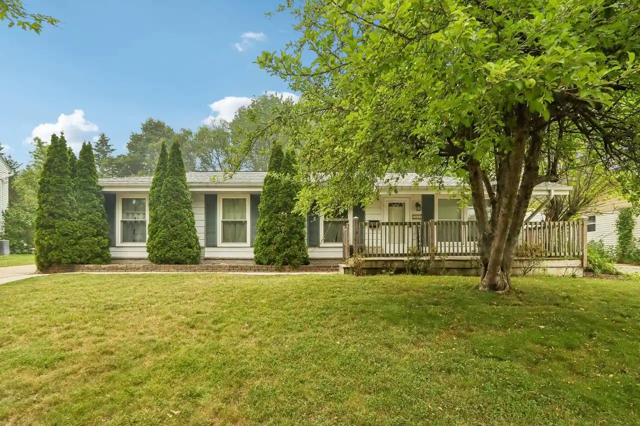 1st image of 1517 Meadow Court Court, Port Washington, WI 53074 | MLS# 1973645