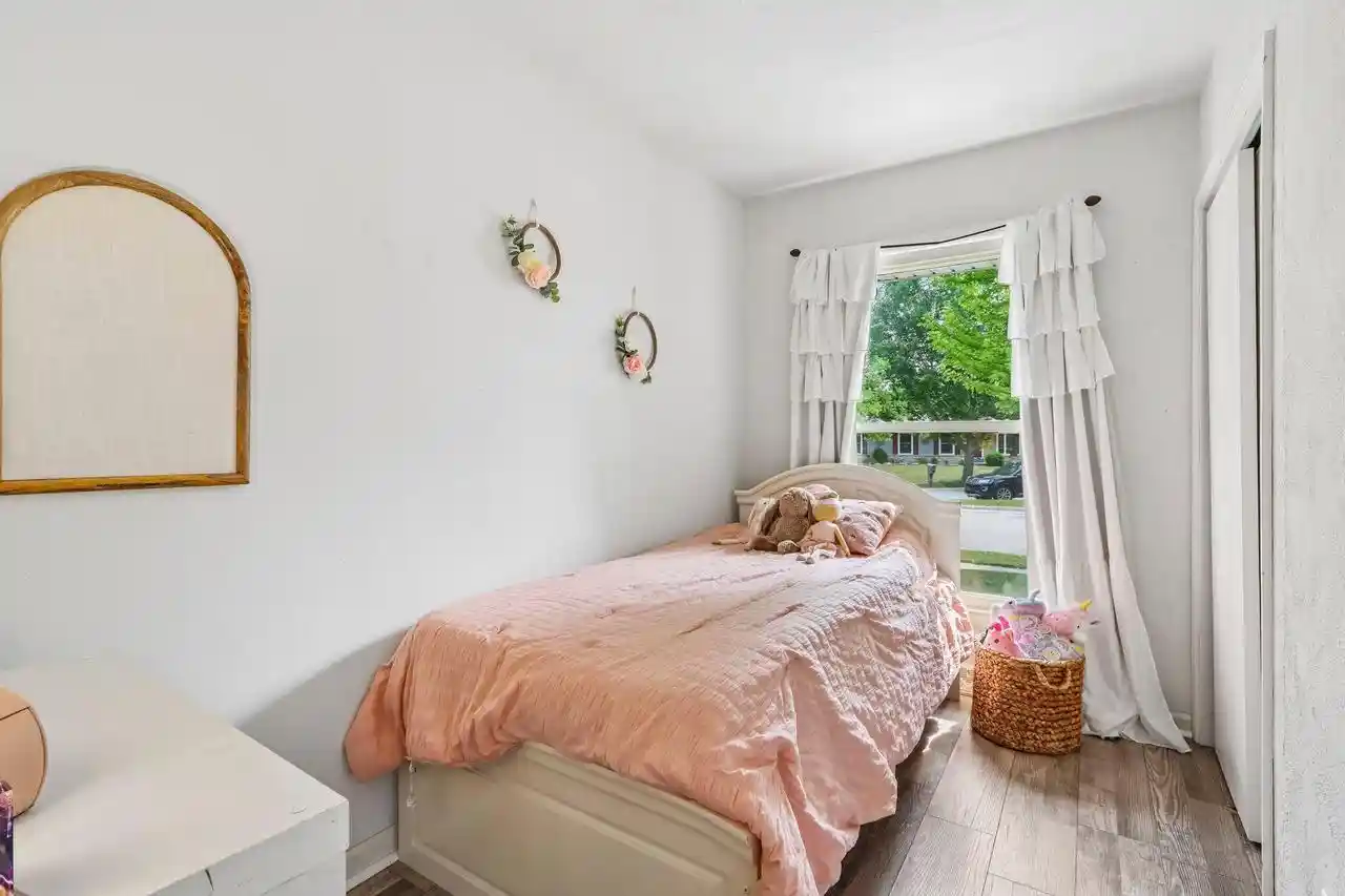 Photo 3 of Single family home for sale at 1517 Meadow Court Court, Port Washington, WI 53074 | MLS# 1973645 | Listing updated on 2026-08-03