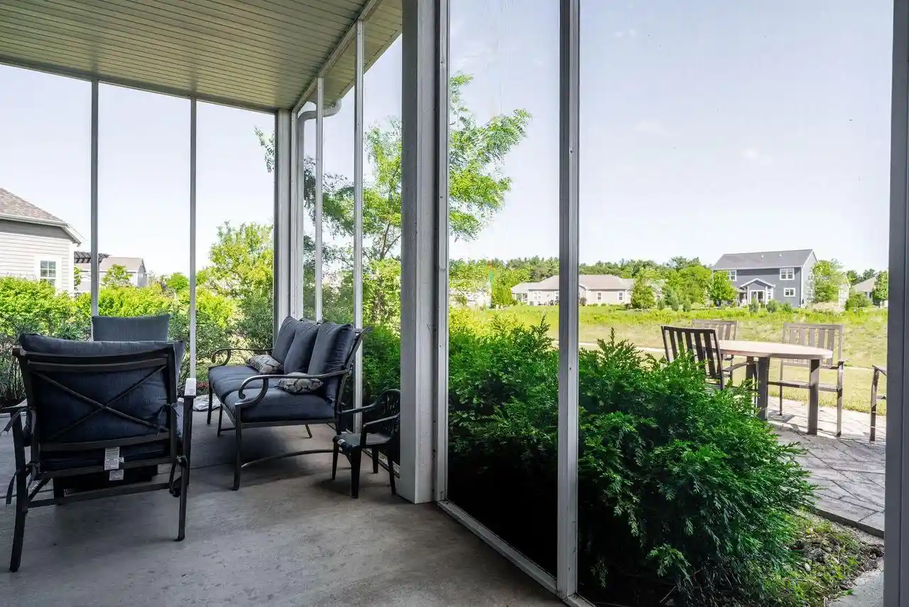 3rd image of 3122 Mendota Court Court, Oconomowoc, WI 53066 | MLS# 1973649