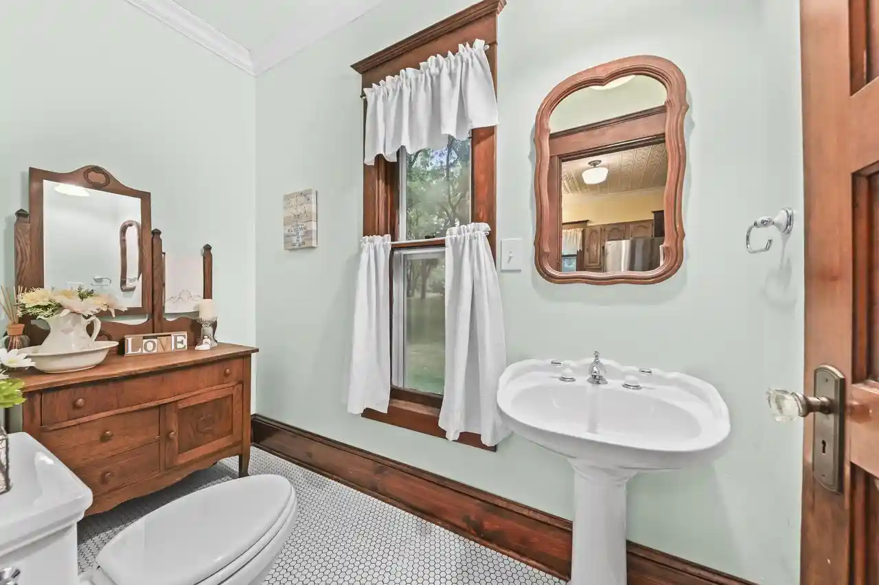 5th image of 216 W Main Street Street, Wales, WI 53183 | MLS# 1973656