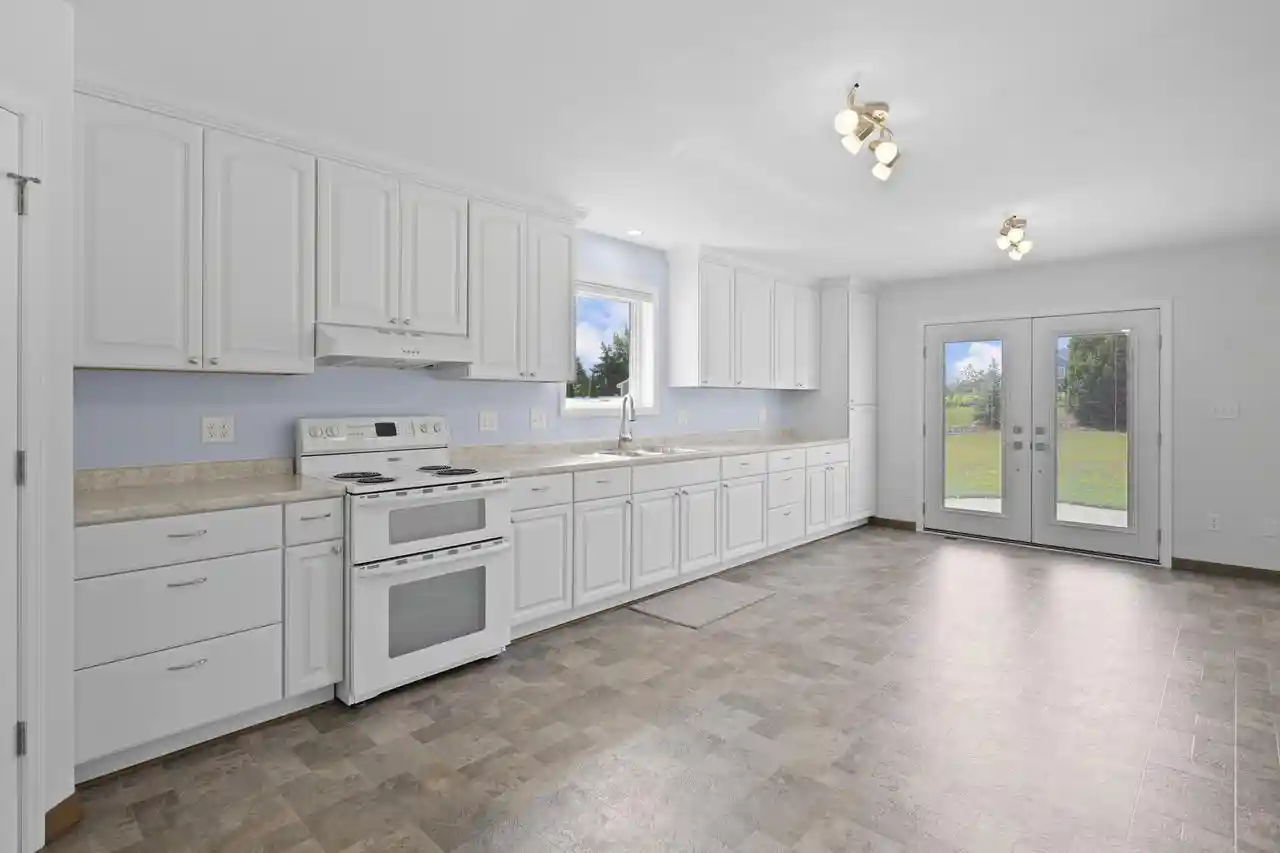 3rd image of 3909 16Th Pl Pl, Kenosha, WI 53144 | MLS# 1973657