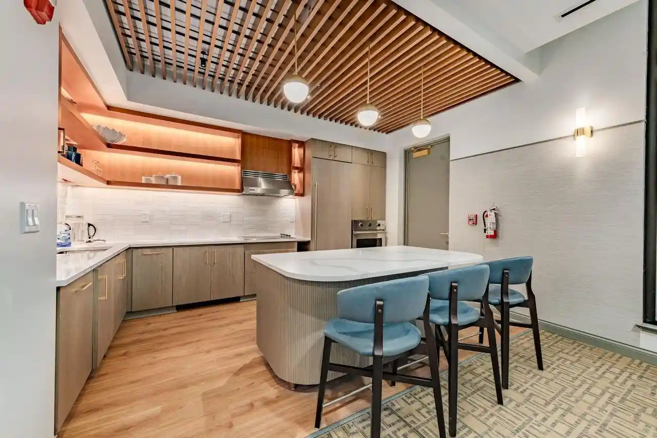 Photo 3 of Condo for sale at 929 N Astor Street Street #203, Milwaukee, WI 53202 | MLS# 1973665 | Listing updated on 2026-09-03