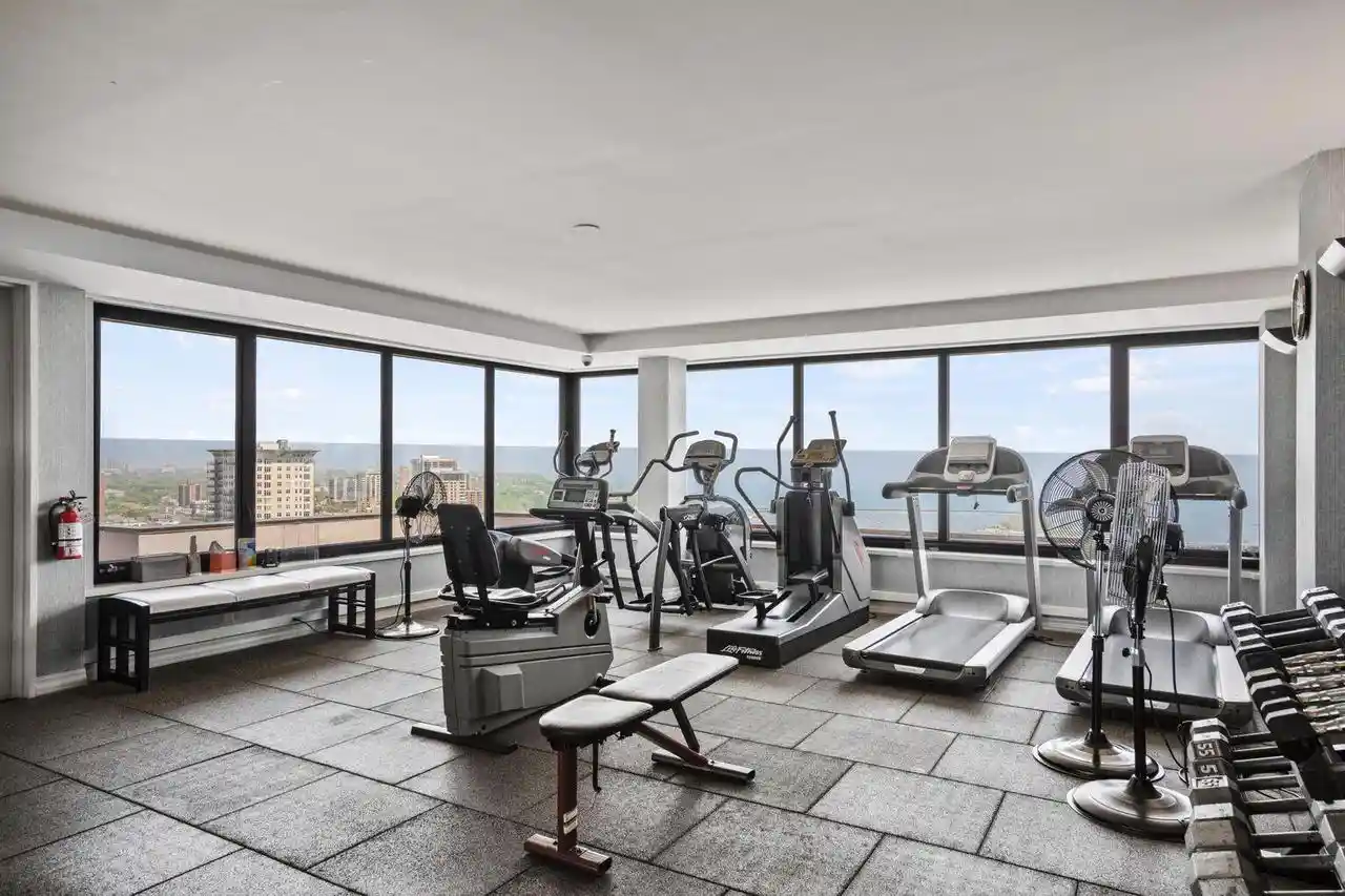 Photo 4 of Condo for sale at 929 N Astor Street Street #203, Milwaukee, WI 53202 | MLS# 1973665 | Listing updated on 2026-09-03