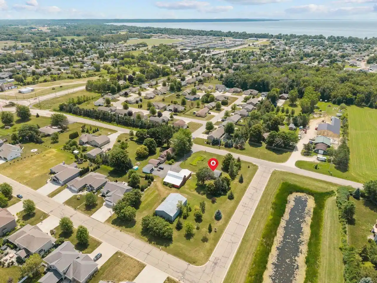 Photo 3 of Single family home for sale at W6576 Manitowoc Road Road, Menasha, WI 54952 | MLS# 50329942 | Listing updated on 2026-08-20