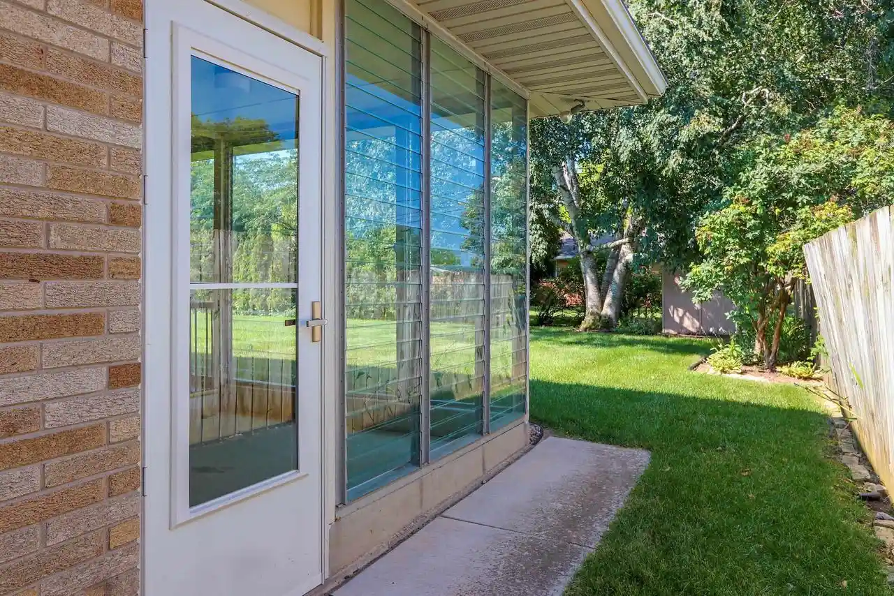 Photo 2 of Single family home for sale at 1404 Liberty Street Street, Green Bay, WI 54304 | MLS# 50329947 | Listing updated on 2026-08-27
