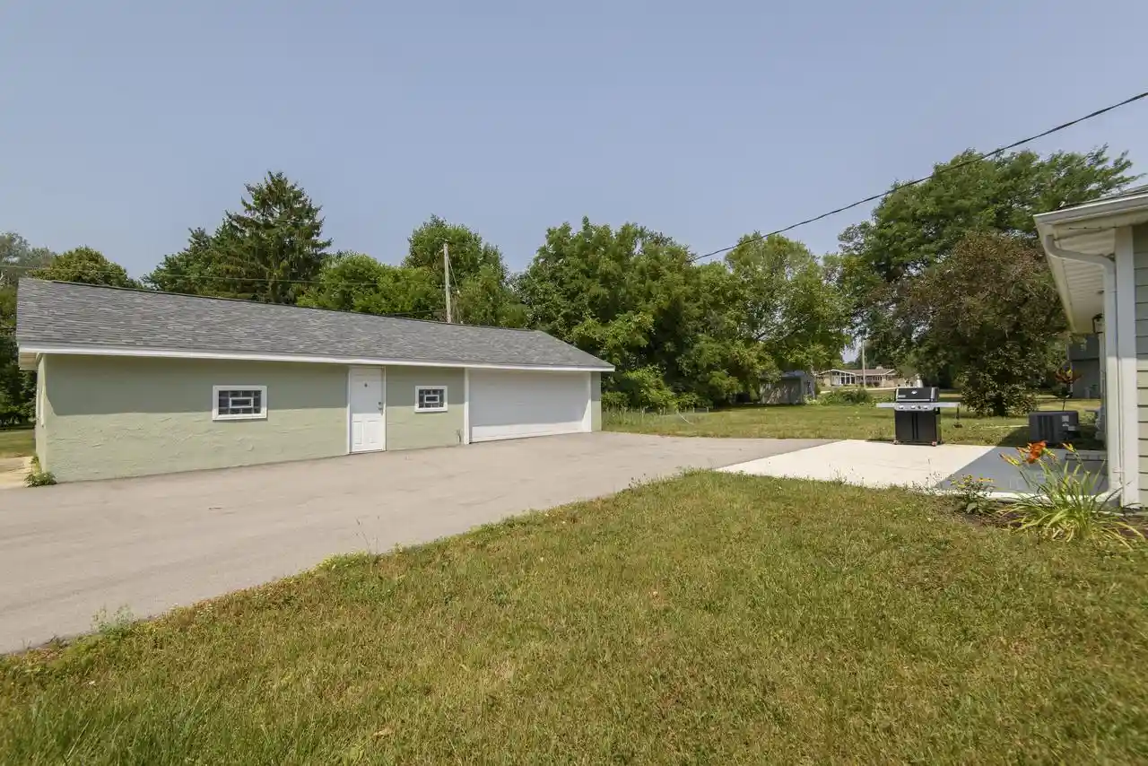 image of 8991 S 29th Street Street, Franklin, WI 53132 | MLS# 1973674