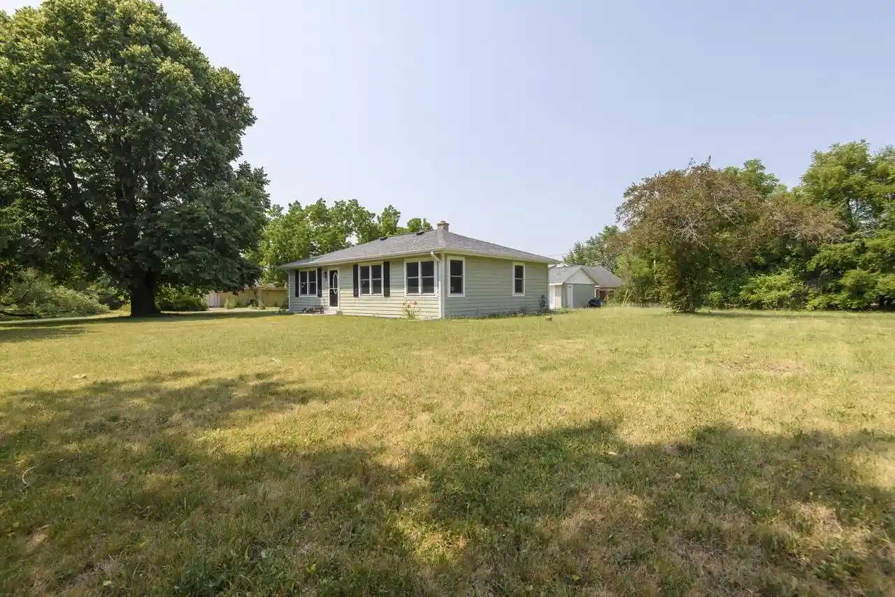 image of 8991 S 29th Street Street, Franklin, WI 53132 | MLS# 1973674