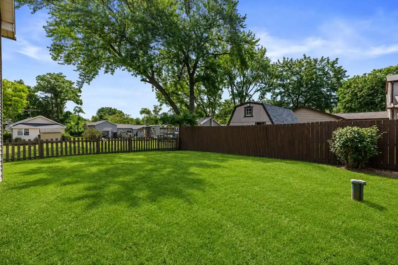 5th image of 23811 126Th Street Street, Trevor, WI 53179 | MLS# 1973681