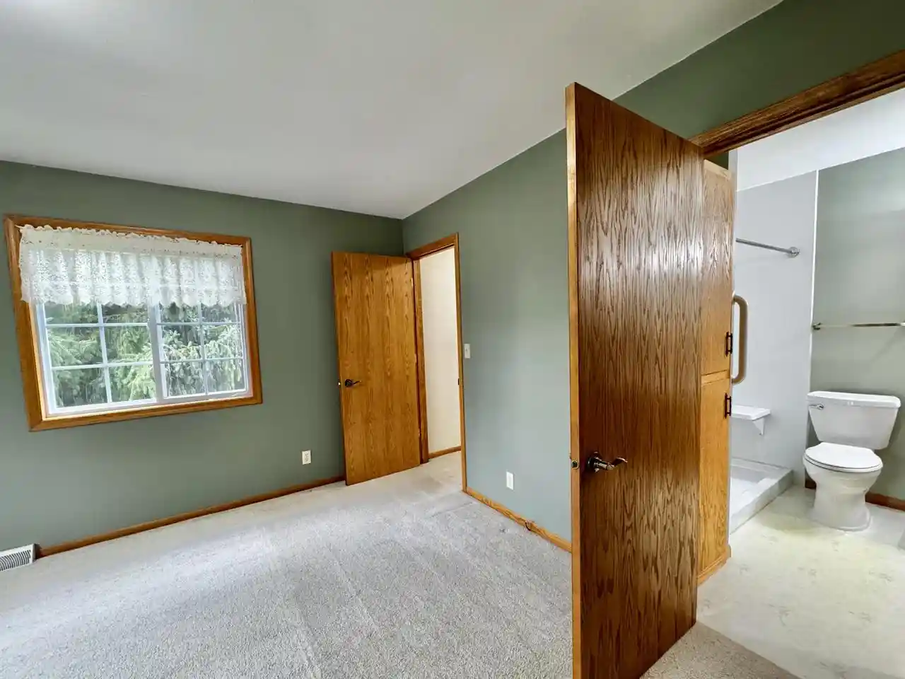 2nd image of W2392 Julianne Street Street, Oconomowoc, WI 53066 | MLS# 1973688
