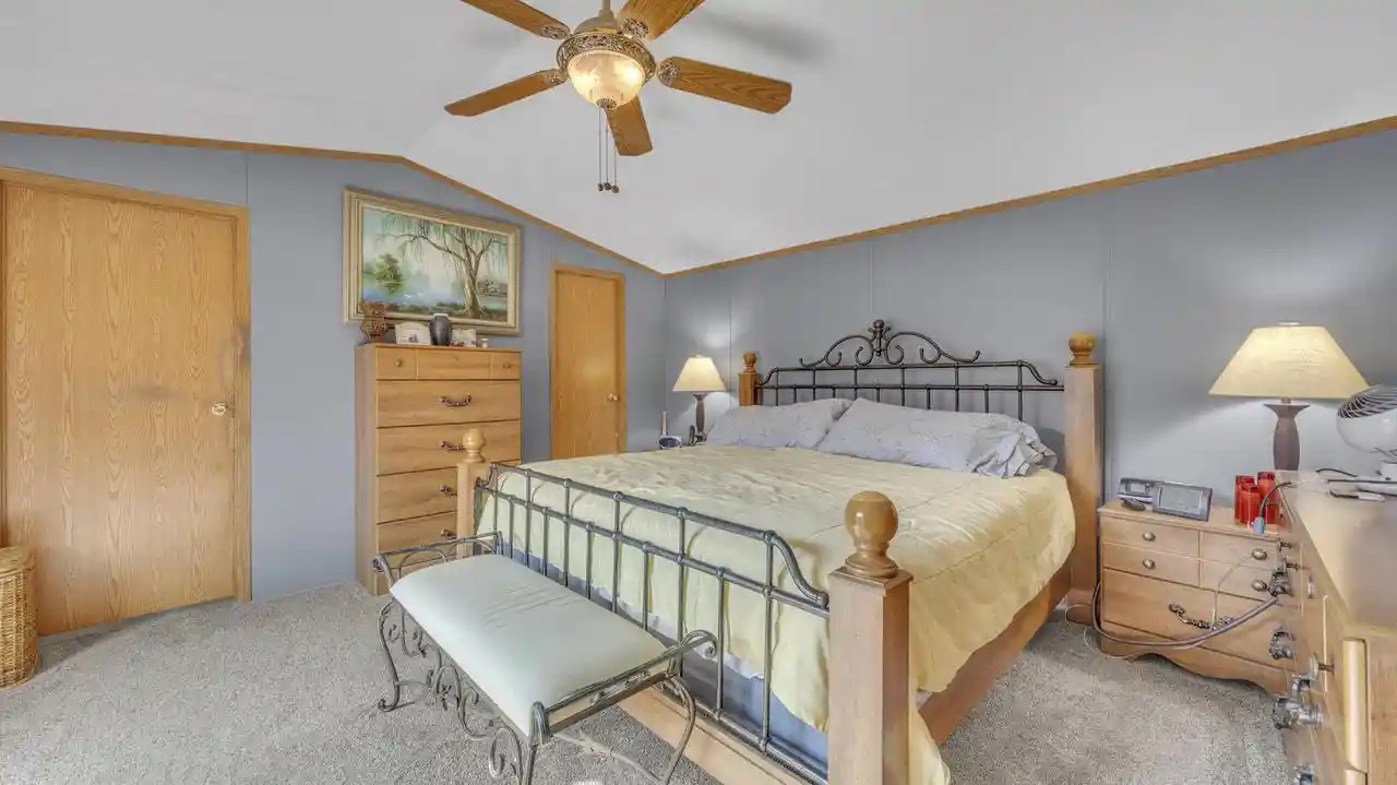 2nd image of 33 S Hiawatha Circle Circle, Sheboygan, WI 53081 | MLS# 1973689