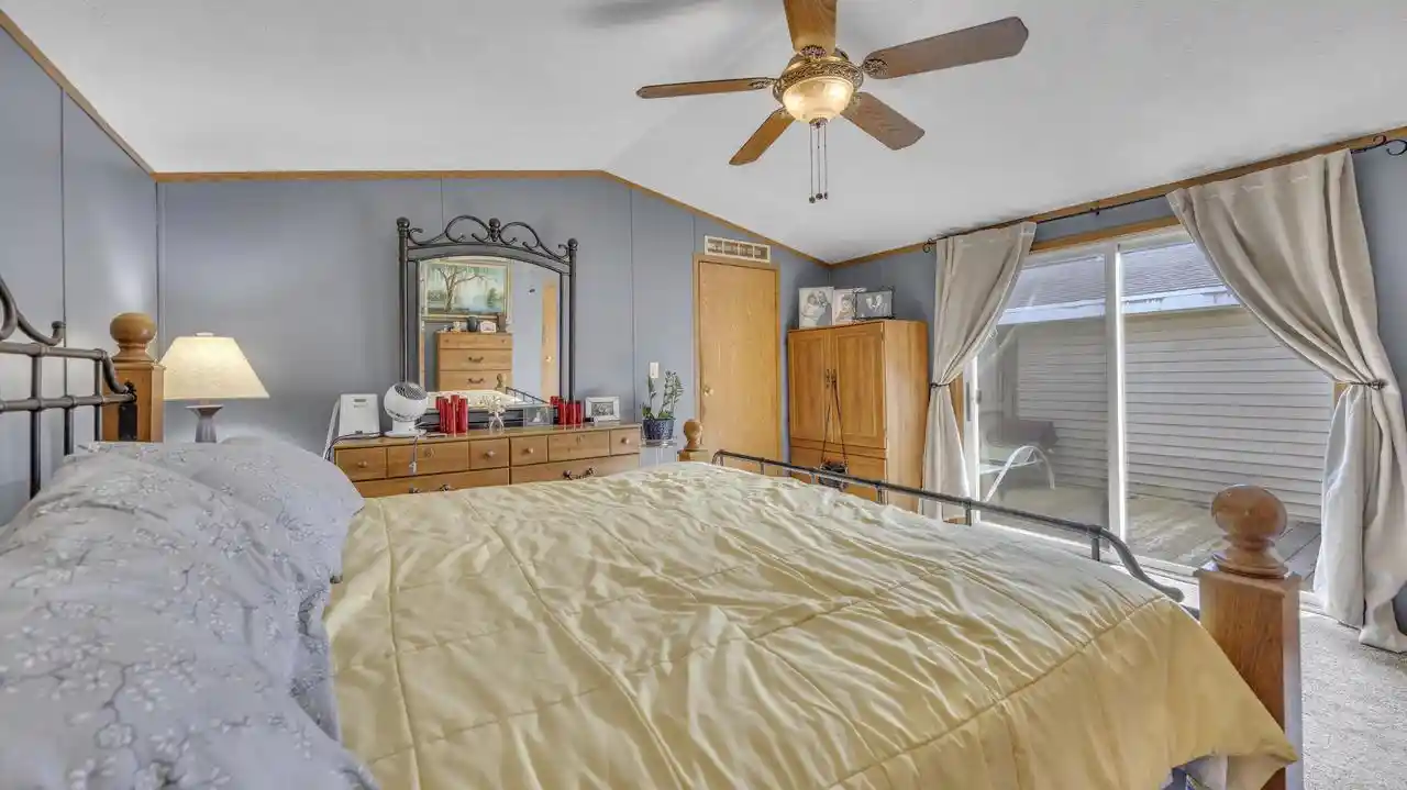 3rd image of 33 S Hiawatha Circle Circle, Sheboygan, WI 53081 | MLS# 1973689
