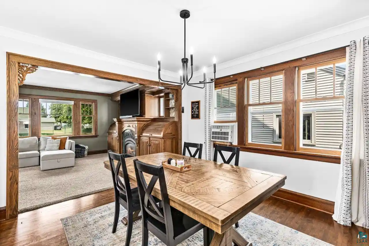 5th image of 2220 Wyoming Ave Ave, Superior, WI 54880 | MLS# 6127032