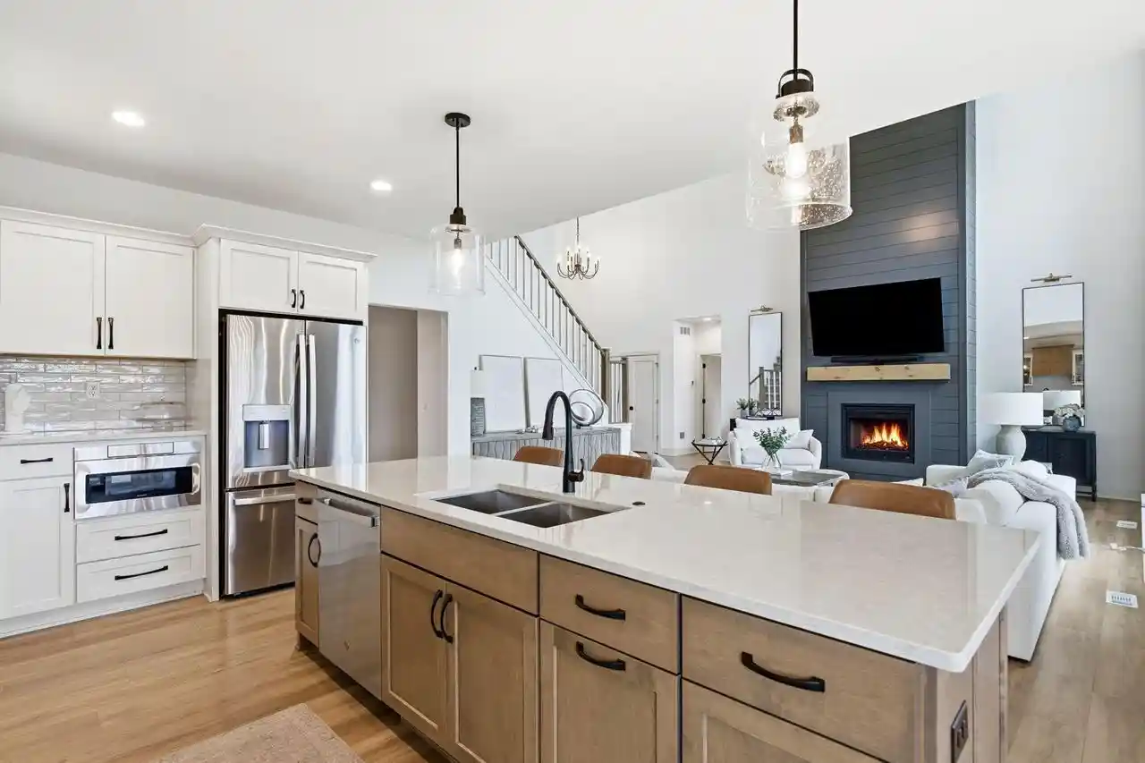 43rd image of 14141 N Lake Shore Dr Dr, Mequon, WI 53097 | MLS# 1973699