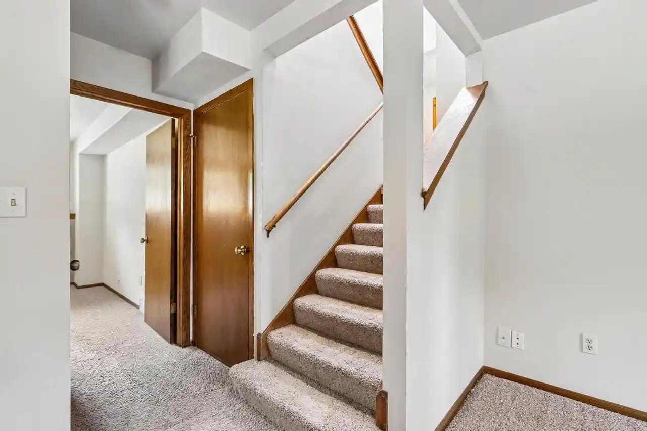 5th image of 1224 Riverton Dr Dr, Mukwonago, WI 53149 | MLS# 1973707