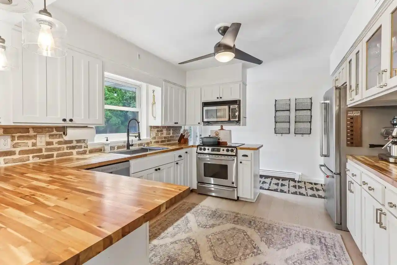 Photo 3 of Single family home for sale at 513 Prospect Road Road, Waunakee, WI 53597 | MLS# 2029132 | Listing updated on 2026-09-18