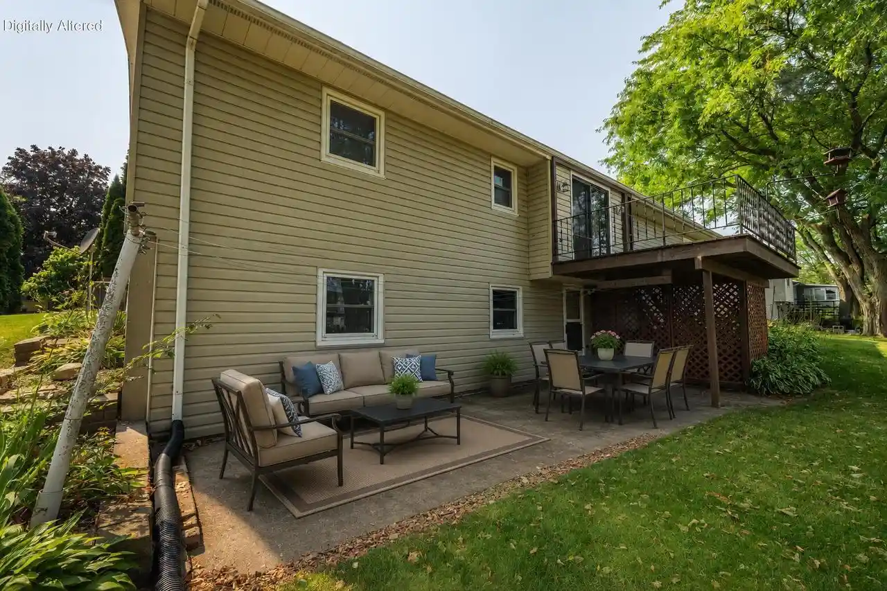 2nd image of 384 Ridge Road Road, Juneau, WI 53039 | MLS# 1973717