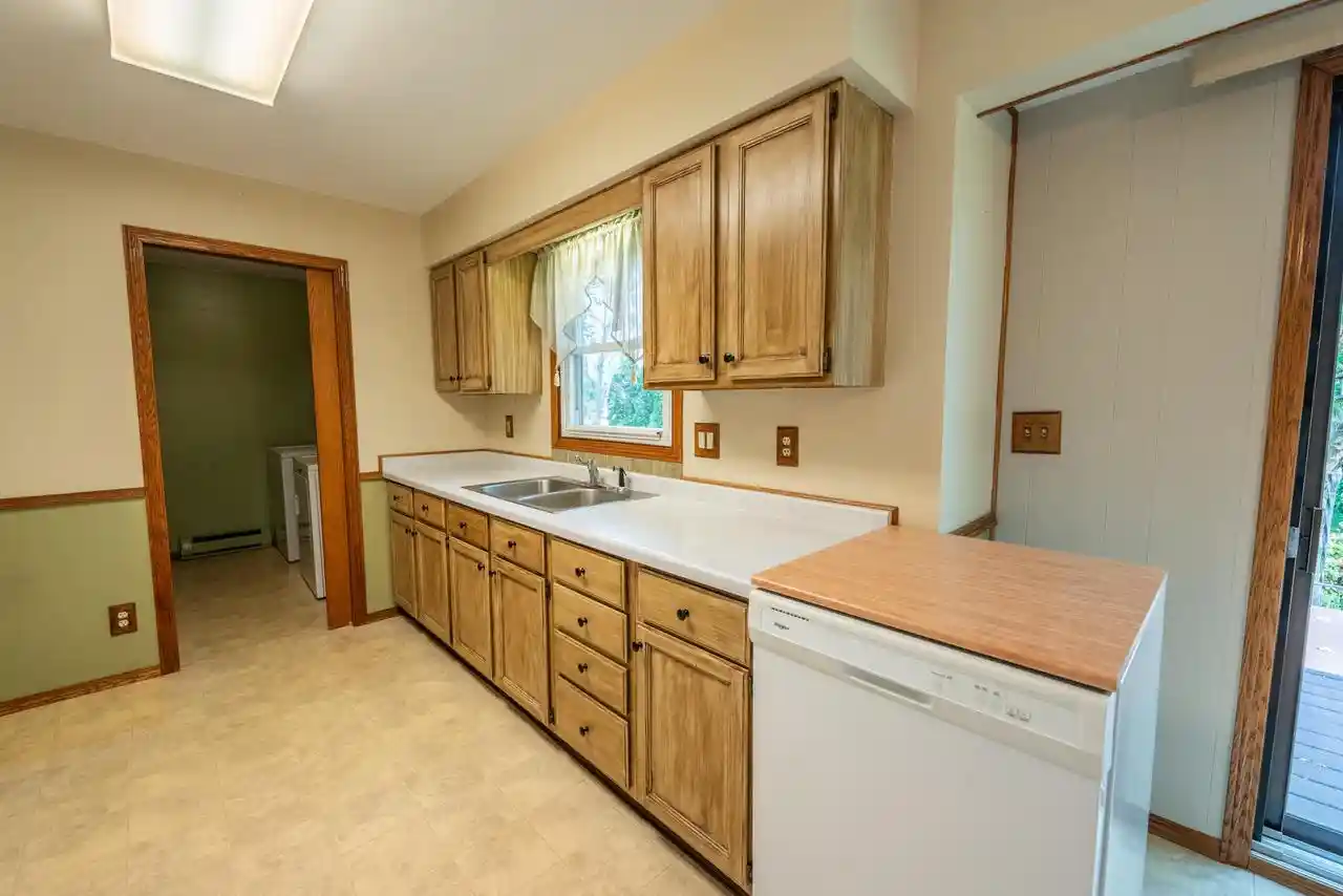 52nd image of 384 Ridge Road Road, Juneau, WI 53039 | MLS# 1973717