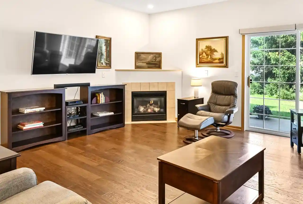 5th image of 6000 S Buckhorn Ave Ave, Cudahy, WI 53110