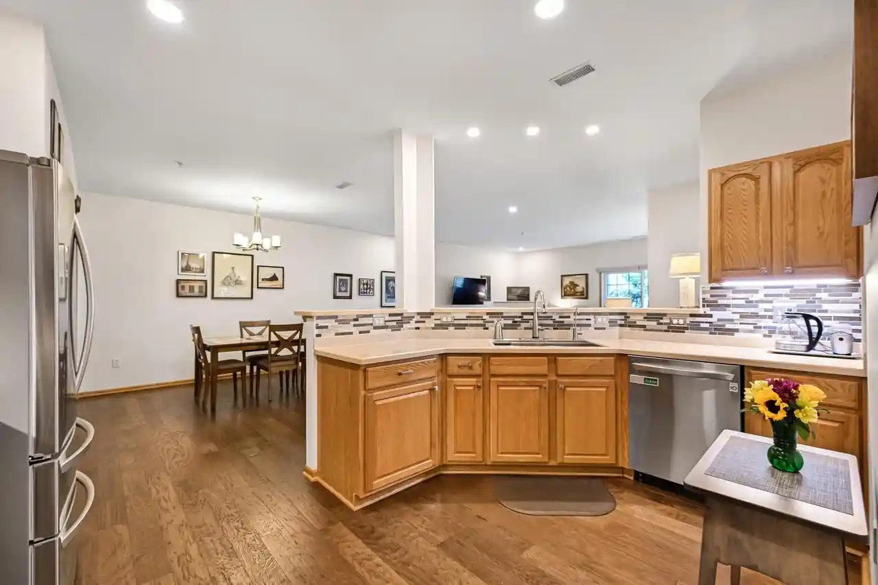 36th image of 6000 S Buckhorn Avenue Avenue #112, Cudahy, WI 53110 | MLS# 1973726