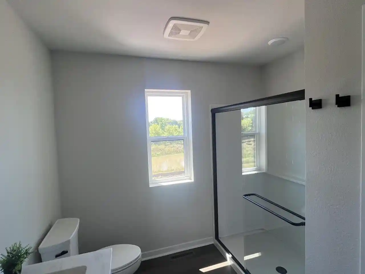 4th image of N101W16895 Tanglewood Dr Dr, Germantown, WI 53022 | MLS# 1973731