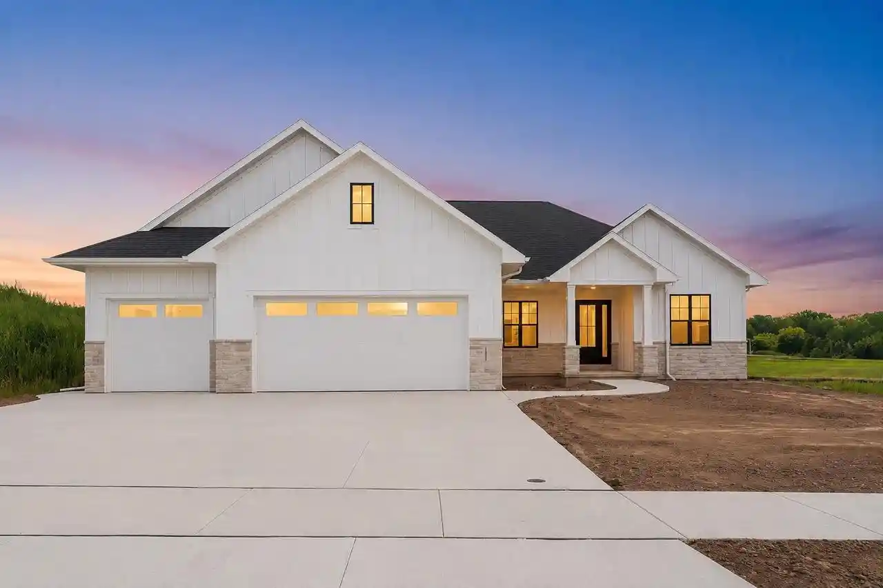 Photo 1 of Single family home for sale at 4957 Big Sky, De Pere, WI 54115 | MLS# 50329983 | Listing updated on 2026-09-28