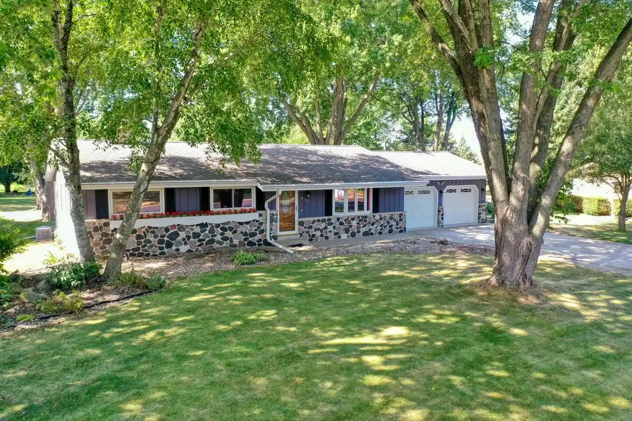 1st image of W167 Cottage Avenue Avenue, Oconomowoc, WI 53066 | MLS# 1973733