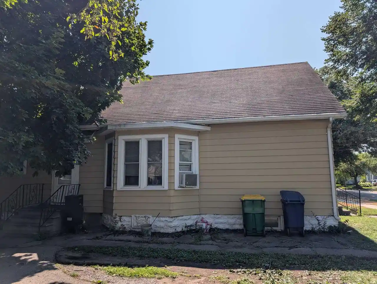 Photo 3 of Single family home for sale at 1155 Stuart Street Street, Green Bay, WI 54301 | MLS# 50329990 | Listing updated on 2026-07-29