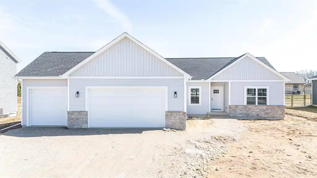 1st image of 1980 Sequoia Dr Dr, Janesville, WI 53545 | MLS# 2029150