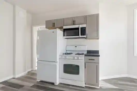 2nd image of 1516 N 23rd Street Street, Manitowoc, WI 54220 | MLS# 1973746