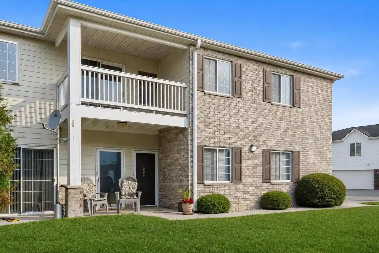 1st image of 837 Boulder Trail Trail #1006, Mount Pleasant, WI 53406 | MLS# 1973763