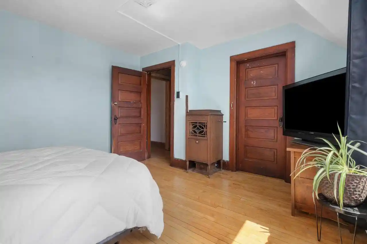 2nd image of 830 Christiana Street Street, Green Bay, WI 54303 | MLS# 50330002