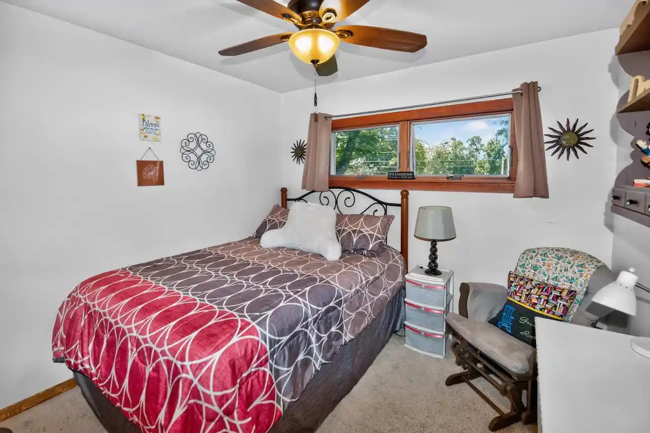 4th image of 10380 S Chicago Road Road, Oak Creek, WI 53154 | MLS# 1973764