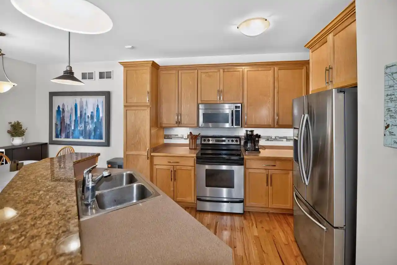 2nd image of 1004 E Garfield Avenue Avenue #2, Milwaukee, WI 53212 | MLS# 1973777