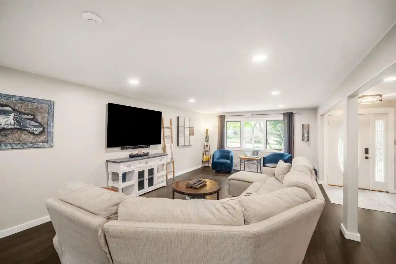 5th image of 5393 S Allenwood Lane Lane, Hales Corners, WI 53130 | MLS# 1973775