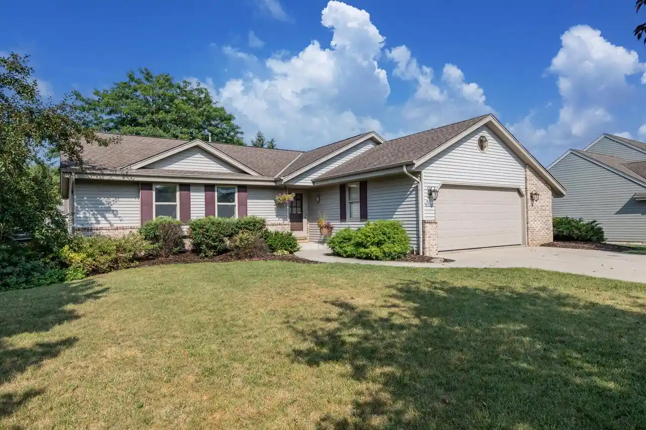 1st image of W145n10546 Heritage Hills Parkway Parkway, Germantown, WI 53022 | MLS# 1973780