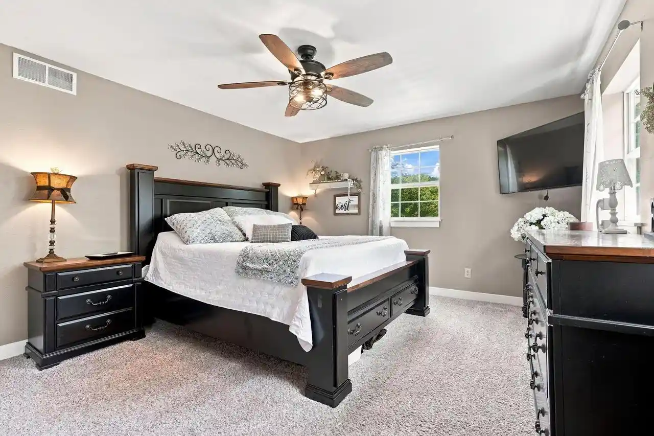 3rd image of 1884 W Timber Dr Dr, Platteville, WI 53818 | MLS# 2029173