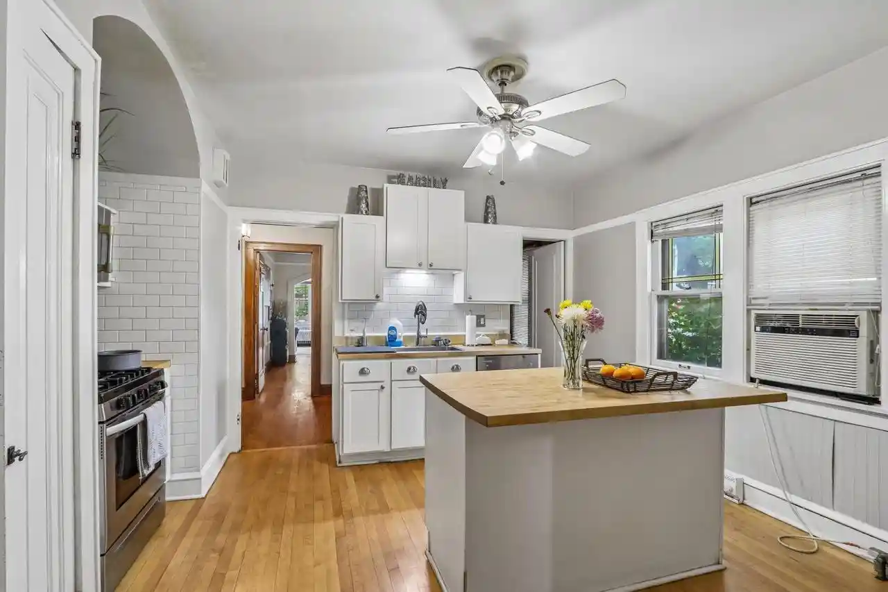 2nd image of 2803 N 51st Street Street #2805, Milwaukee, WI 53210 | MLS# 1973801