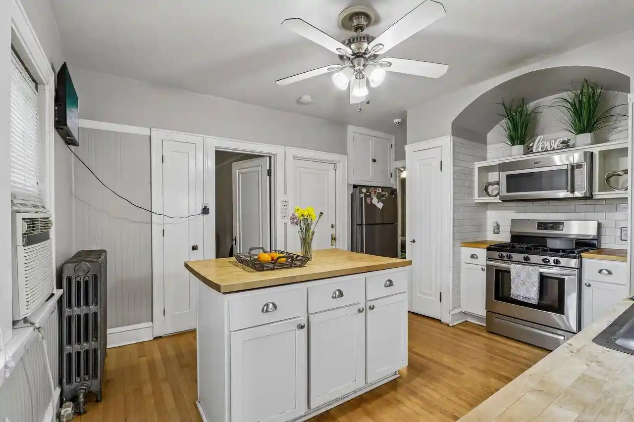 4th image of 2803 N 51St Street Street #2805, Milwaukee, WI 53210 | MLS# 1973801