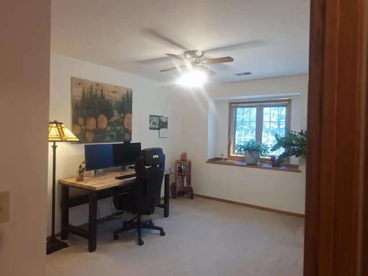 2nd image of 817 Quinlan Dr Dr, Pewaukee, WI 53072