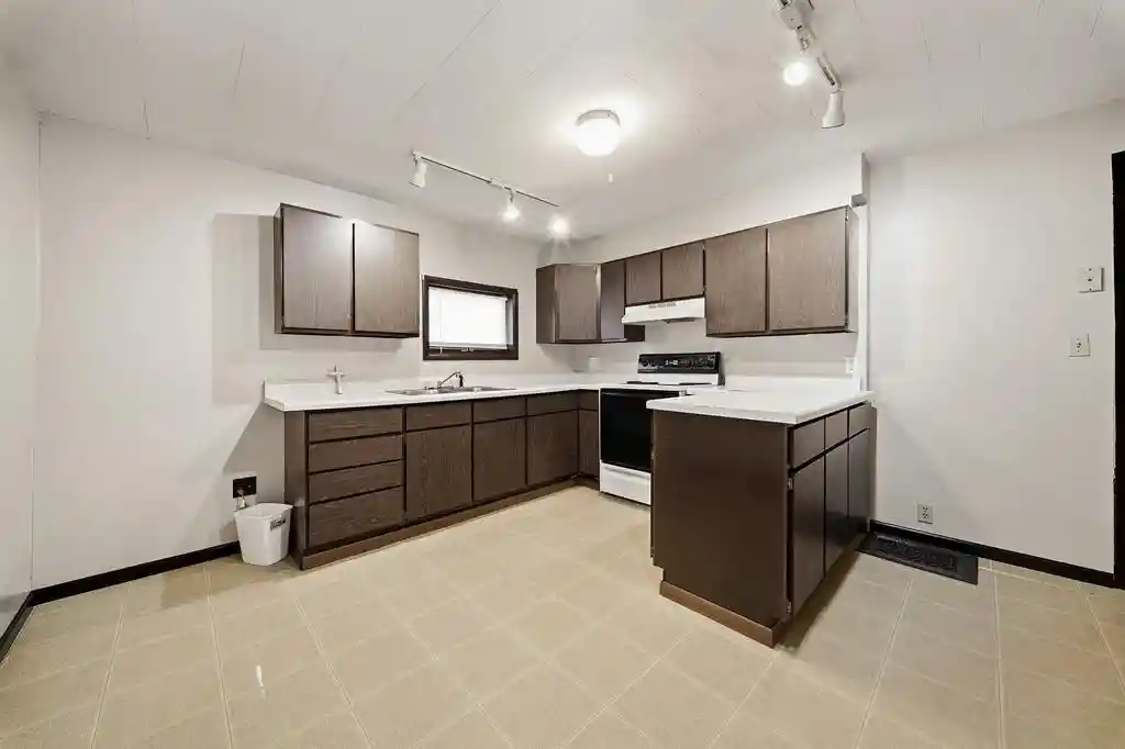 3rd image of 126 W Cedar St St, Chippewa Falls, WI 54729
