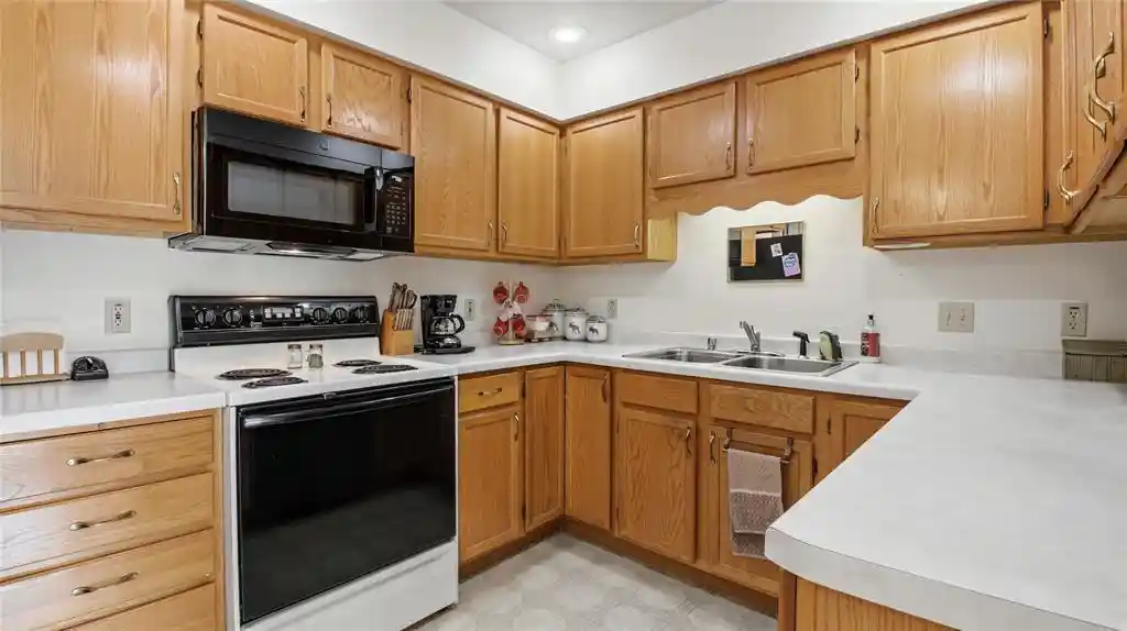 2nd image of 306 Frenette Dr Dr, Chippewa Falls, WI 54729