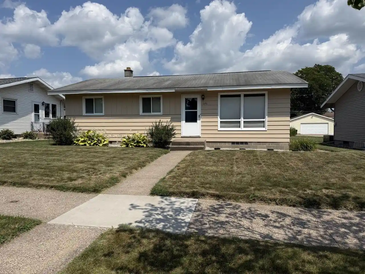 1st image of 546 3rd Avenue N Avenue N, Onalaska, WI 54650 | MLS# 1973808