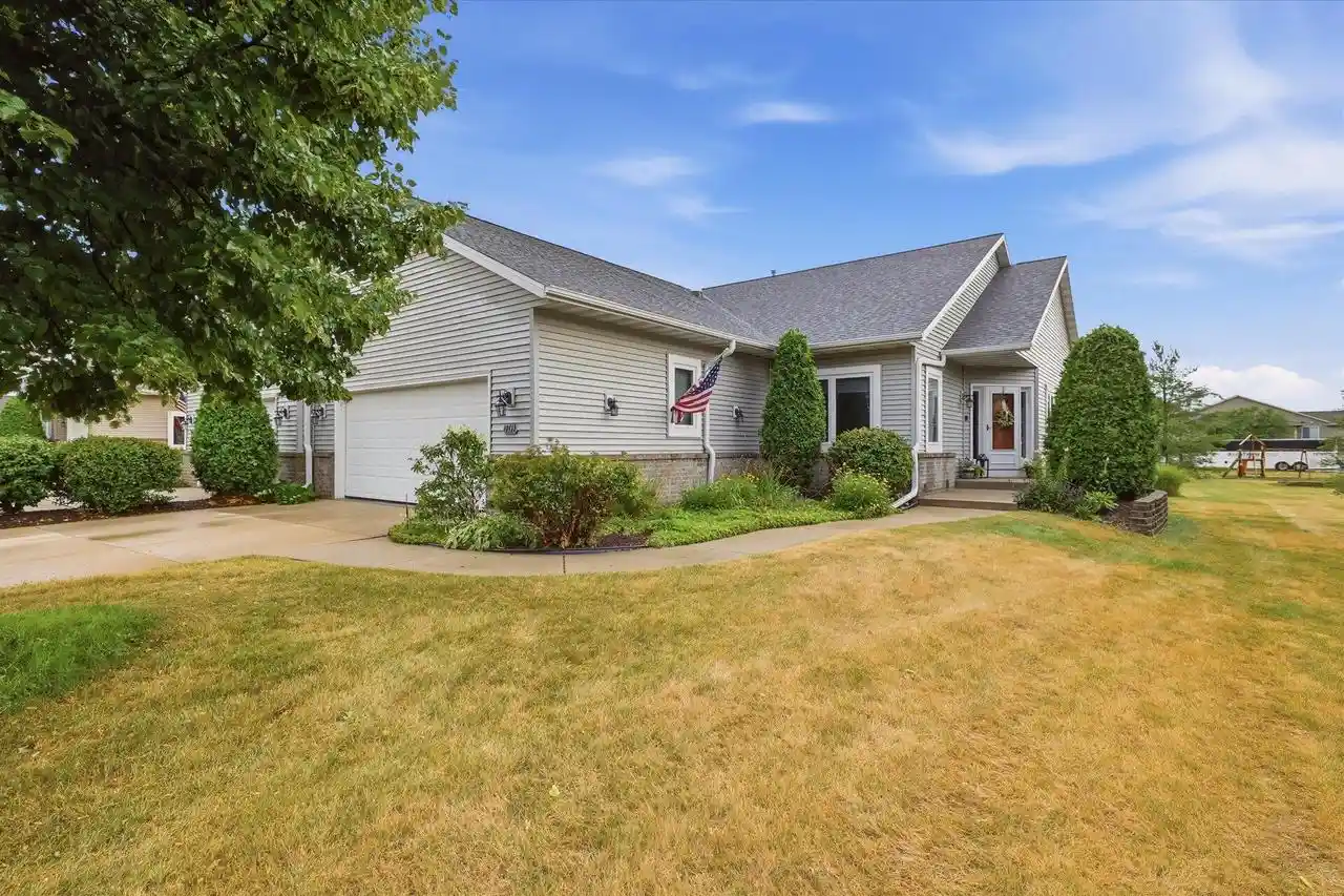 1st image of N7791 Maple Ridge Road N Road N, Oconomowoc, WI 53066 | MLS# 1973811
