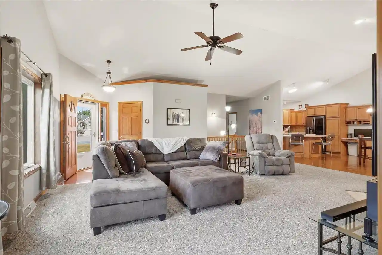 3rd image of N7791 Maple Ridge Road N Road N, Oconomowoc, WI 53066 | MLS# 1973811