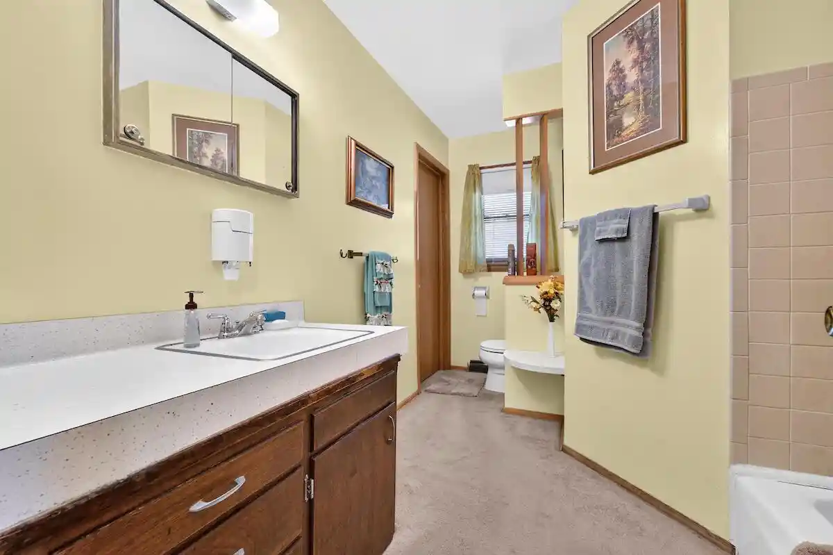 3rd image of 2410 Monroe Avenue Avenue, Racine, WI 53405 | MLS# 1973812