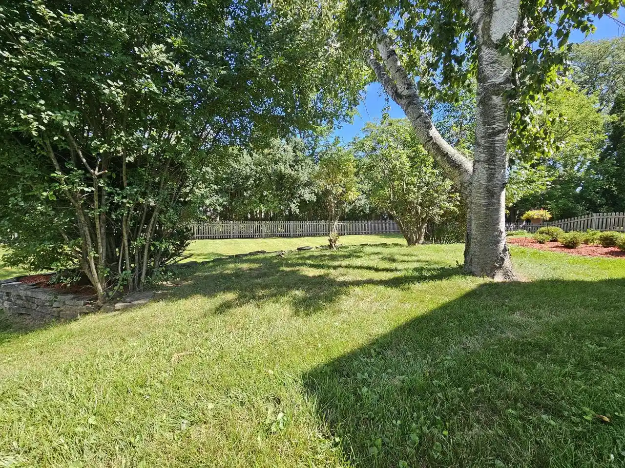 3rd image of 850 E Ellsworth Lane Lane, Milwaukee, WI 53217 | MLS# 1973817