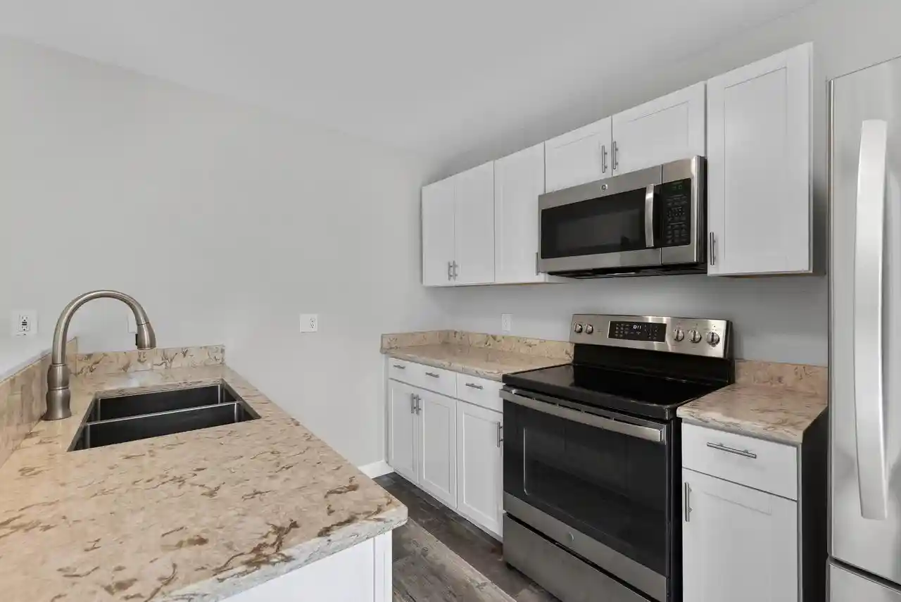 3rd image of 625 Tamarack Dr W Dr W, West Bend, WI 53095 | MLS# 1973820