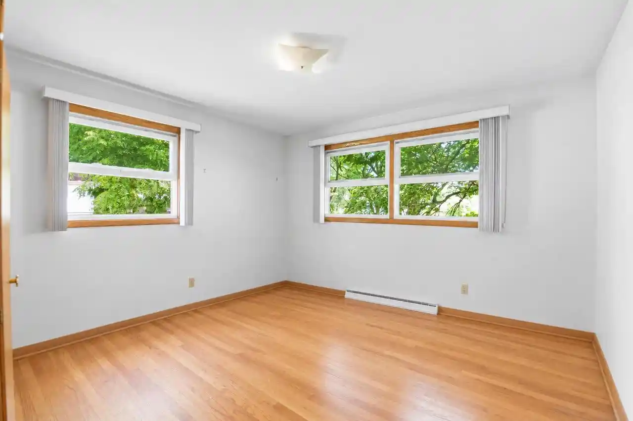 4th image of 6 Barron Court Court, Madison, WI 53705 | MLS# 1973823